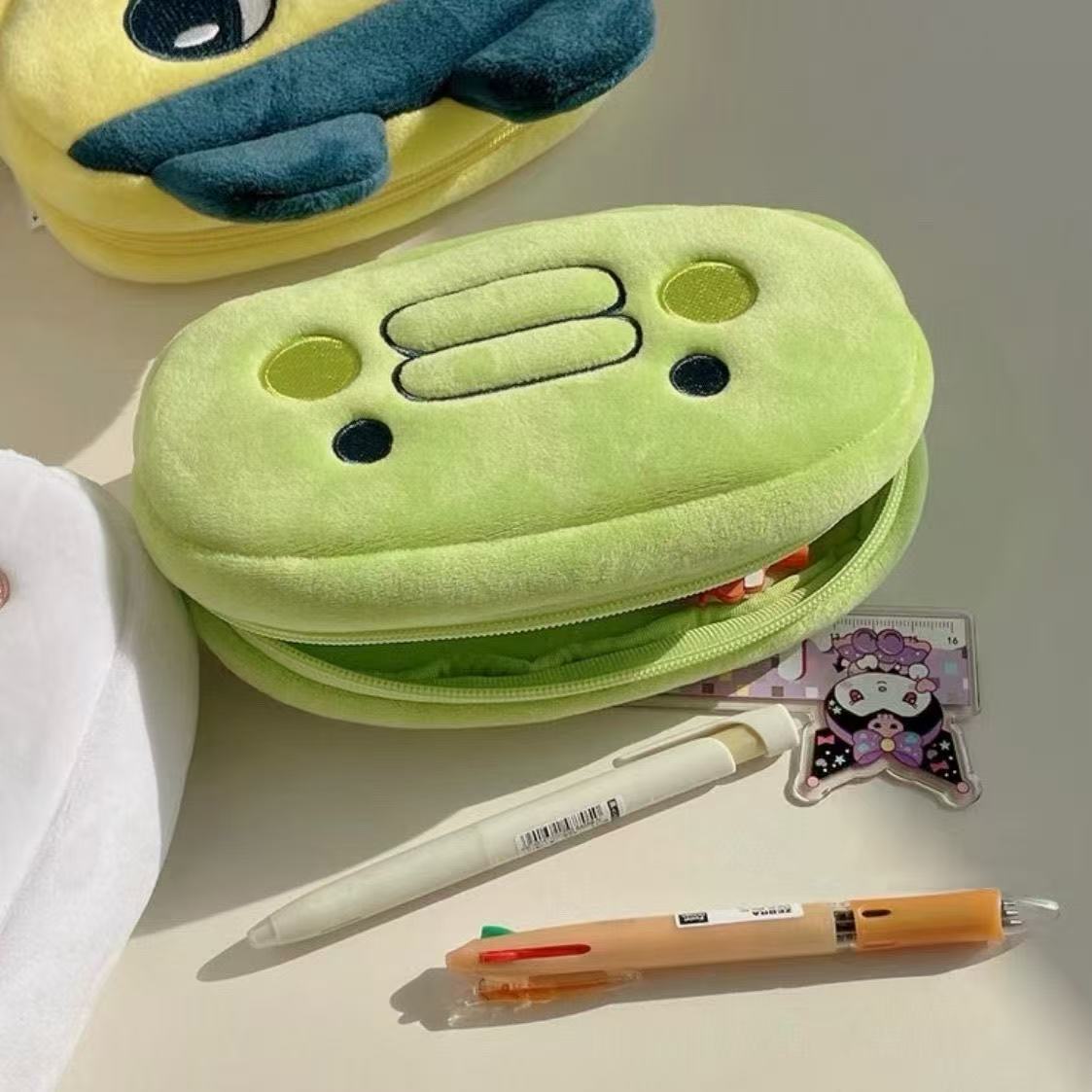 Phone Accessories Doll - Kawaii Tamagotchi Kalem Kutusu Çalışma Çantası